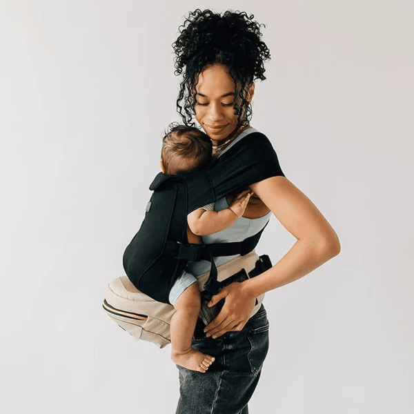 Is the Tushbaby Hip Carrier Worth It? These Are the Reddit&nbsp;Reviews.
